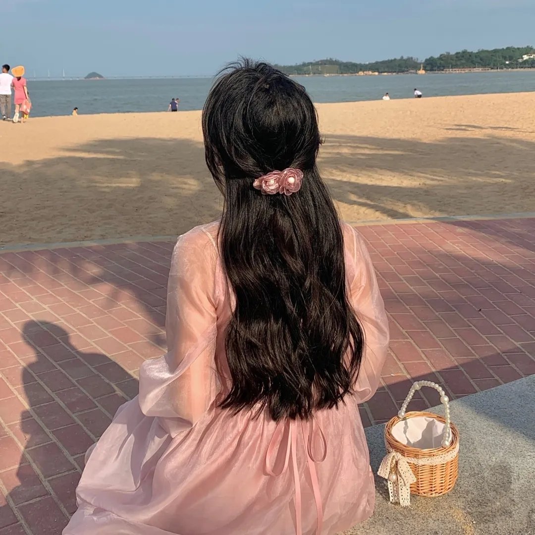 海边的女人